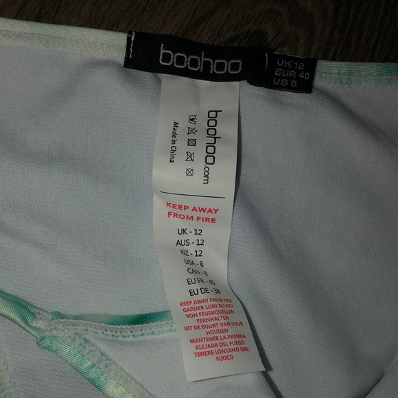 SOLD! Boohoo tie dye high leg bikini bottoms - Picture 3 of 6